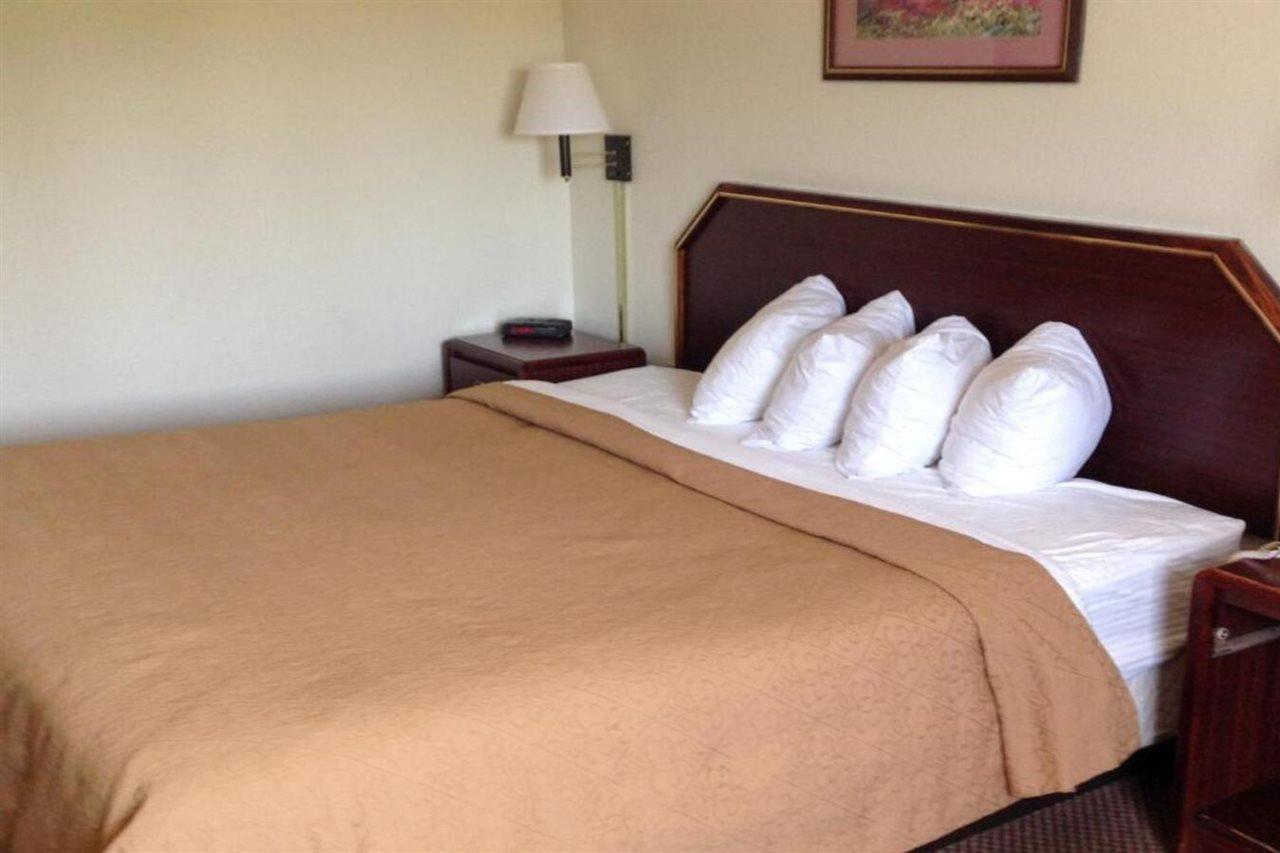 6-indianapolis, In - Southport Hotel Indianapolis